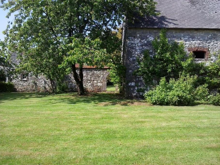 Gite La Grange D'Herbuchenne Dinant Bagian luar foto